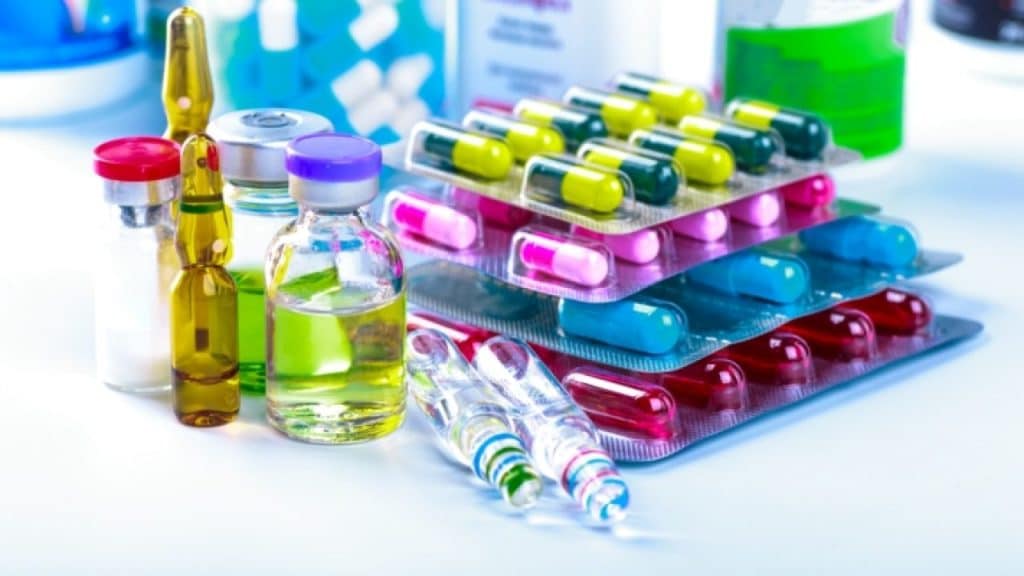 Más Allá de las Pastillas: Gestión Segura de Medicamentos y Prevención de la Polifarmacia